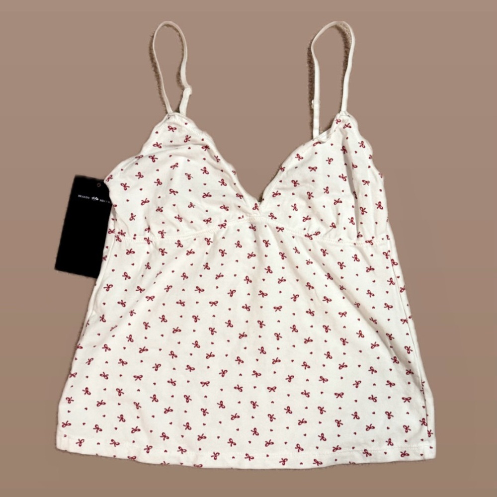 brandy tank w red bows and hearts